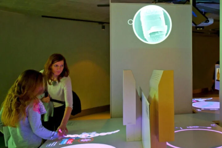 Interactive projector screen paint science exhibit